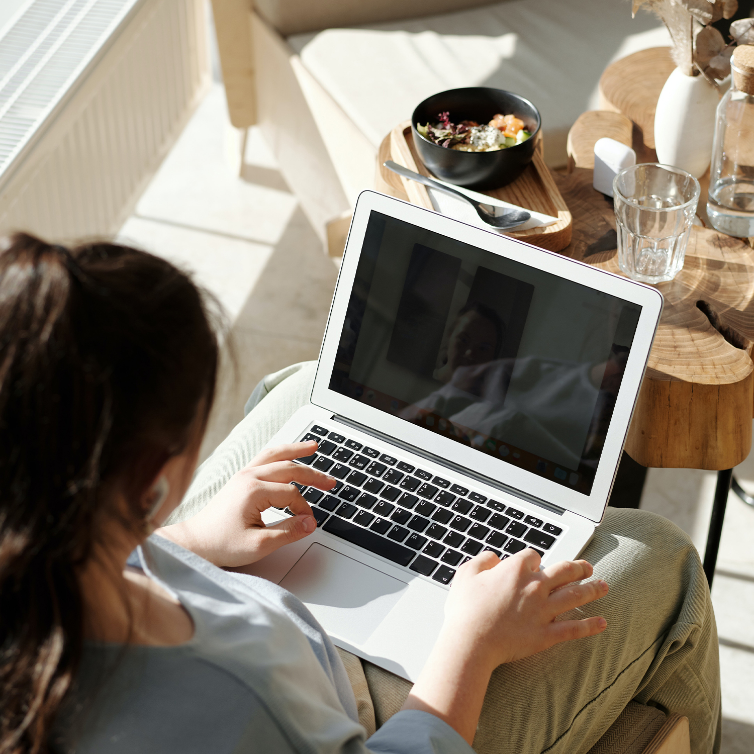 Magazyn Biogo - Zalety social mediów - zmieniajzbiogo.pl Magazyn Biogo - Cyfrowy minimalizm - zmieniajzbiogo.pl