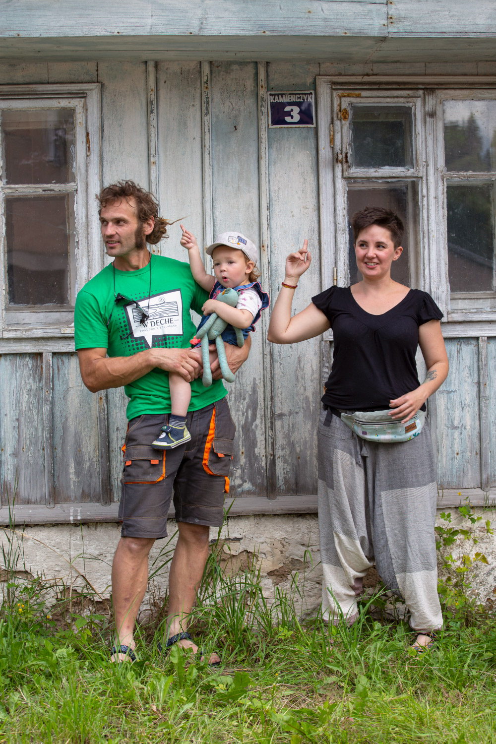 Magazyn Biogo - Kotlina Kłodzka w poszukiwaniu swojego miejsca na ziemi - zmieniajzbiogo.pl Magazyn Biogo - Dom w górach - Chata z natury - zmieniajzbiogo.pl